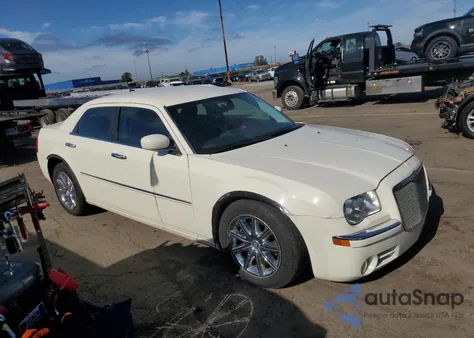 2008 Chrysler 300 Limited из США, поврежденный, VIN 2C3KA33GX8H283339
